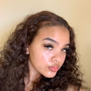 Meet your Posher, Janiece